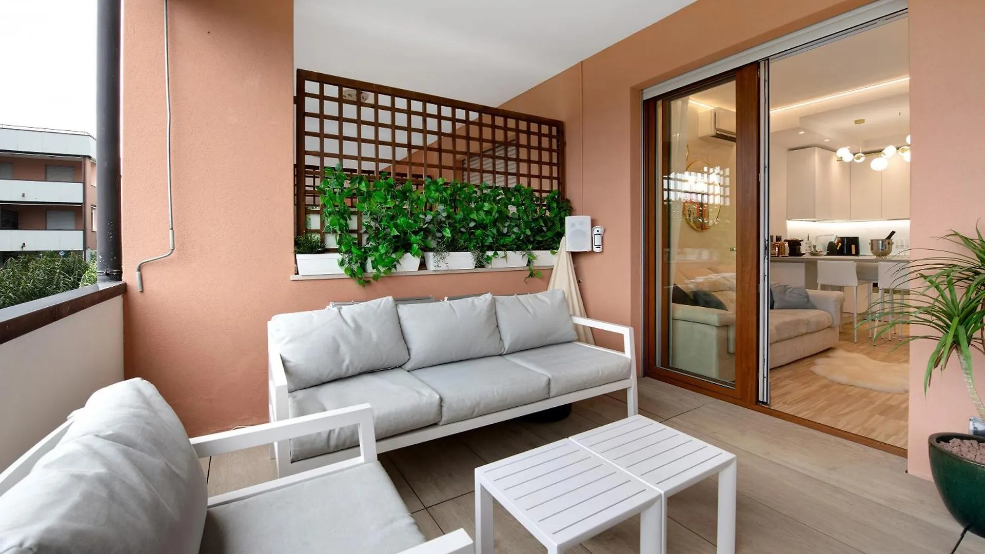 La Romantica Apartment Manerba del Garda 0*,  Włochy